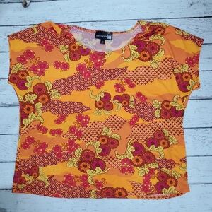 Antthony Originals  top  size  2x short sleeve